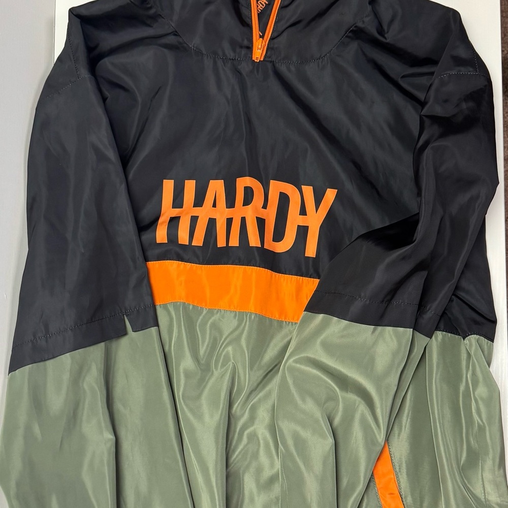 Hardy Quit Tour pullover
